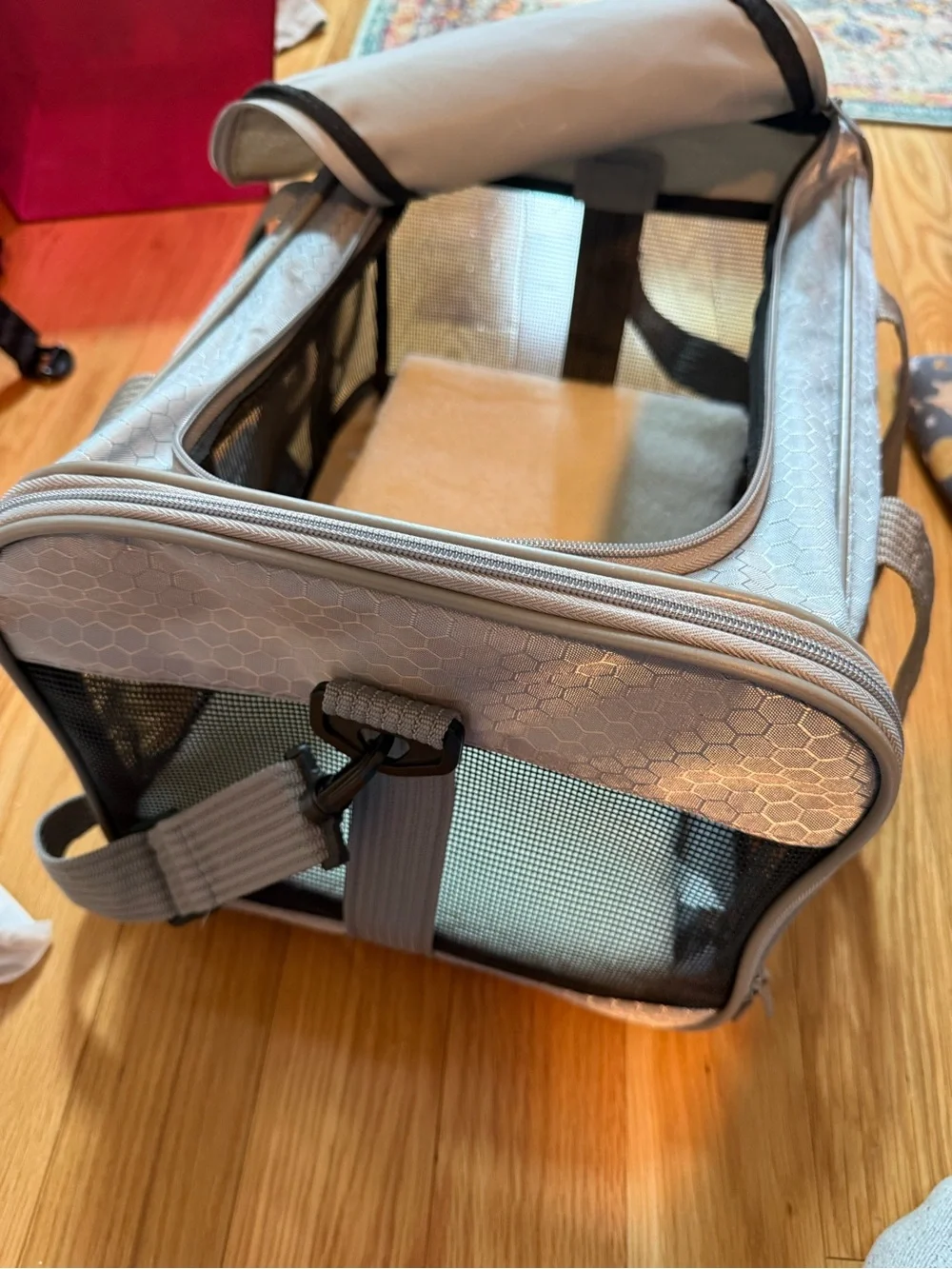 Medium size Soft pet carrier